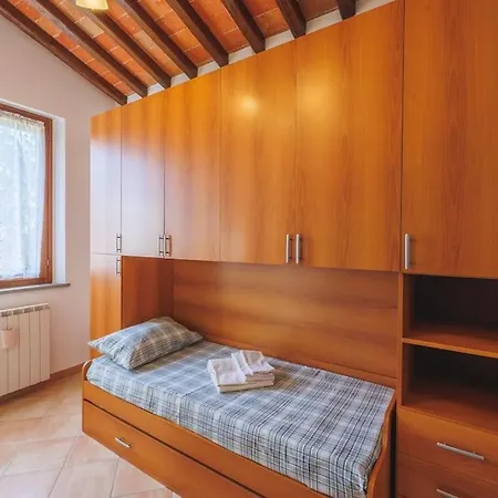 Apartment Casa Con Posto Auto Coperto E Ampio Giardino *